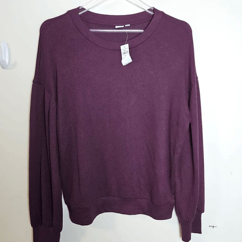 GAP Soft Spun Secret Long Sleeve Everyday Shirt NWT Men's Purple Plum Size Medi